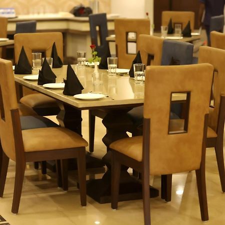 Hotel Imperia Suites ジャランダール エクステリア 写真