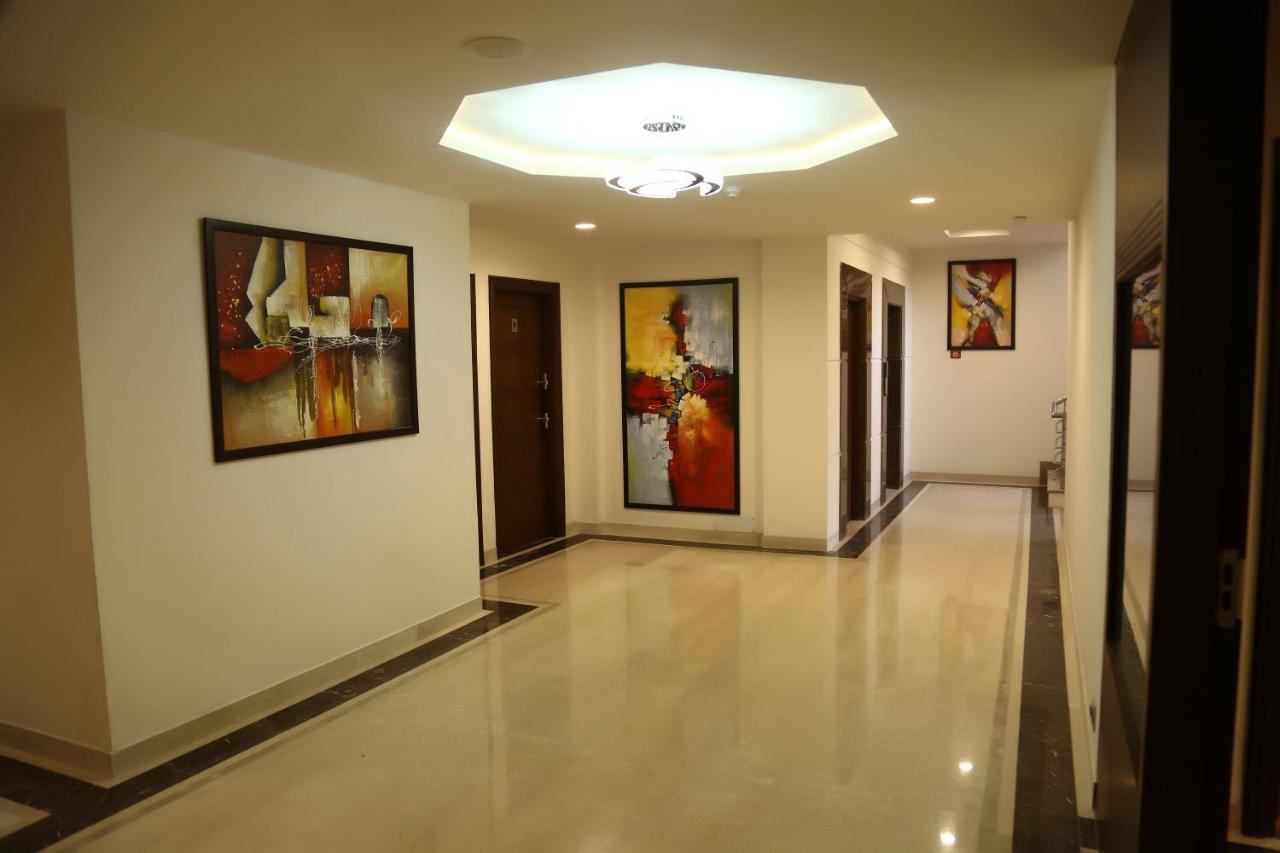 Hotel Imperia Suites ジャランダール エクステリア 写真
