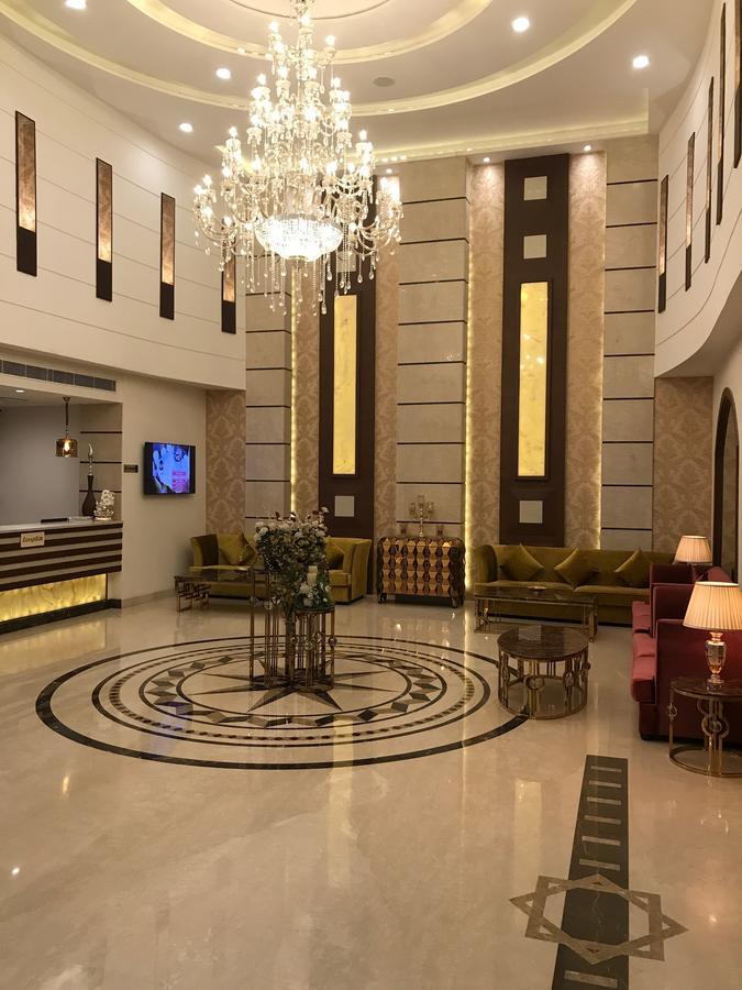 Hotel Imperia Suites ジャランダール エクステリア 写真